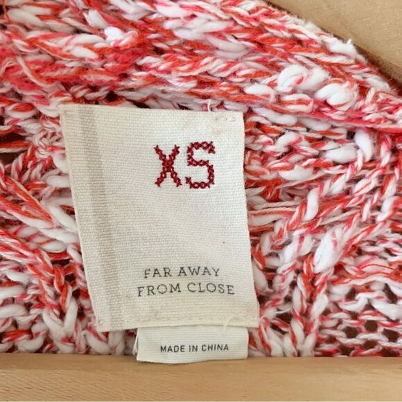 Far Away From Close Geranium Confetti V-neck Pullover Sweater - Picture 5 of 7